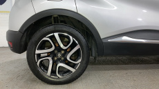 Renault Captur 1.5 dCi 90 Iconic 5dr EDC Diesel Hatchback